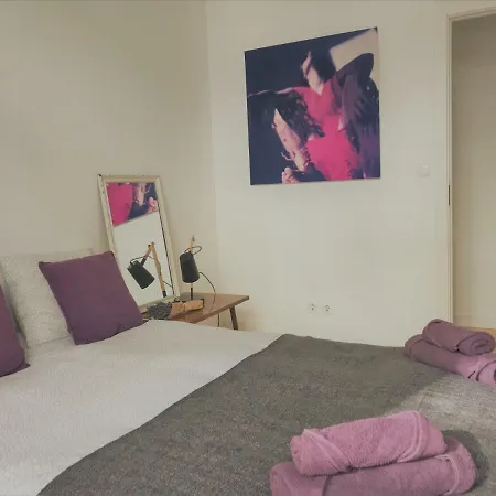 Baixa-Chiado Cosy 5 bedrooms-3